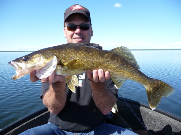 NRAdventuresPremiumFishingToursP1000127 768x576